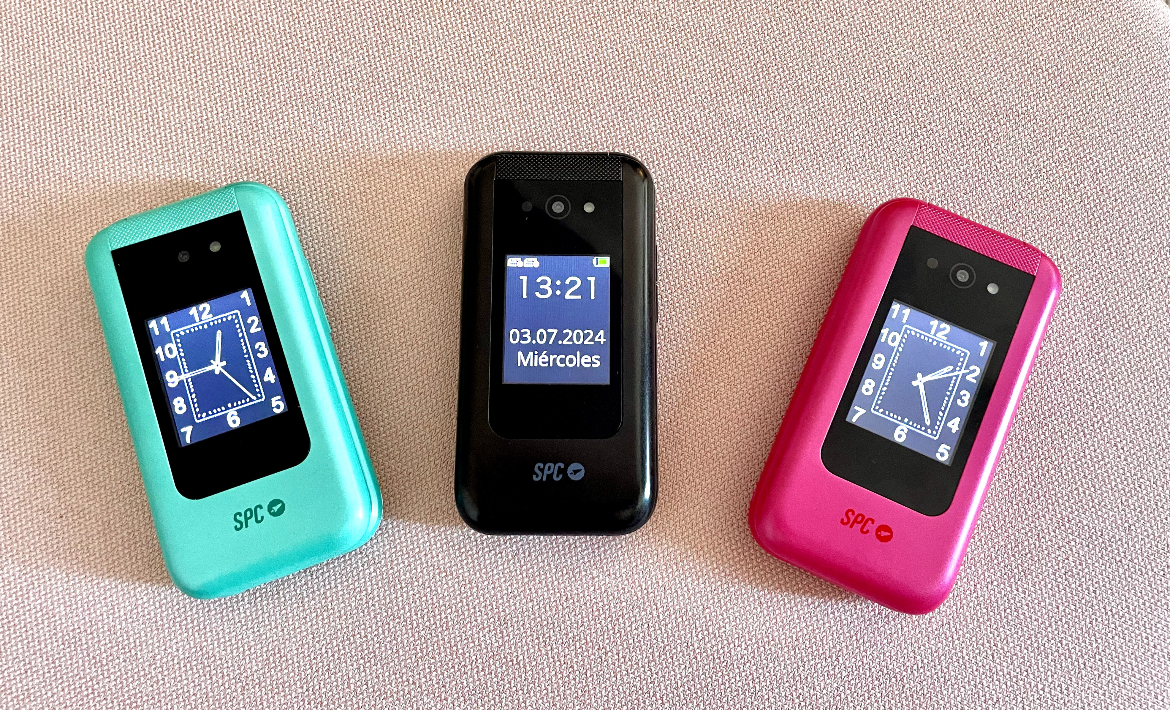Téléphone mobile SPC WILD avec le clapet fermé