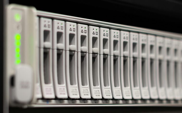 Samsung rejoint le club des SSD de 60 To et dévoile un futur modèle de 122 To 1 Samsung joins the 60 TB SSD club, teases future 122 TB model