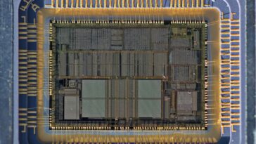 Research team creates process to grow sub-nanometer transistors