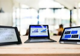 OKPad merges color IPS panel and e-ink display into a single, convertible 2-in-1