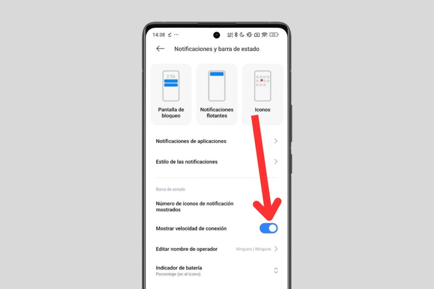 Signification des flèches qui apparaissent sur les icônes supérieurs du téléphone