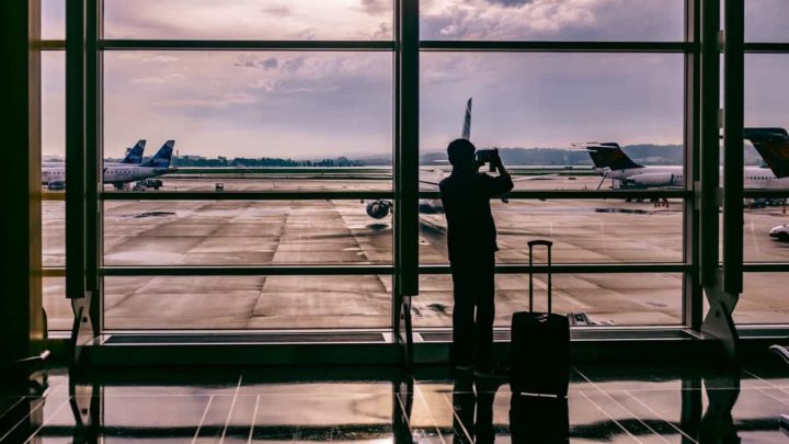Ne réservez jamais un vol l'après-midi ou le soir pendant les mois d'été. Voici pourquoi 3 Vols matinaux