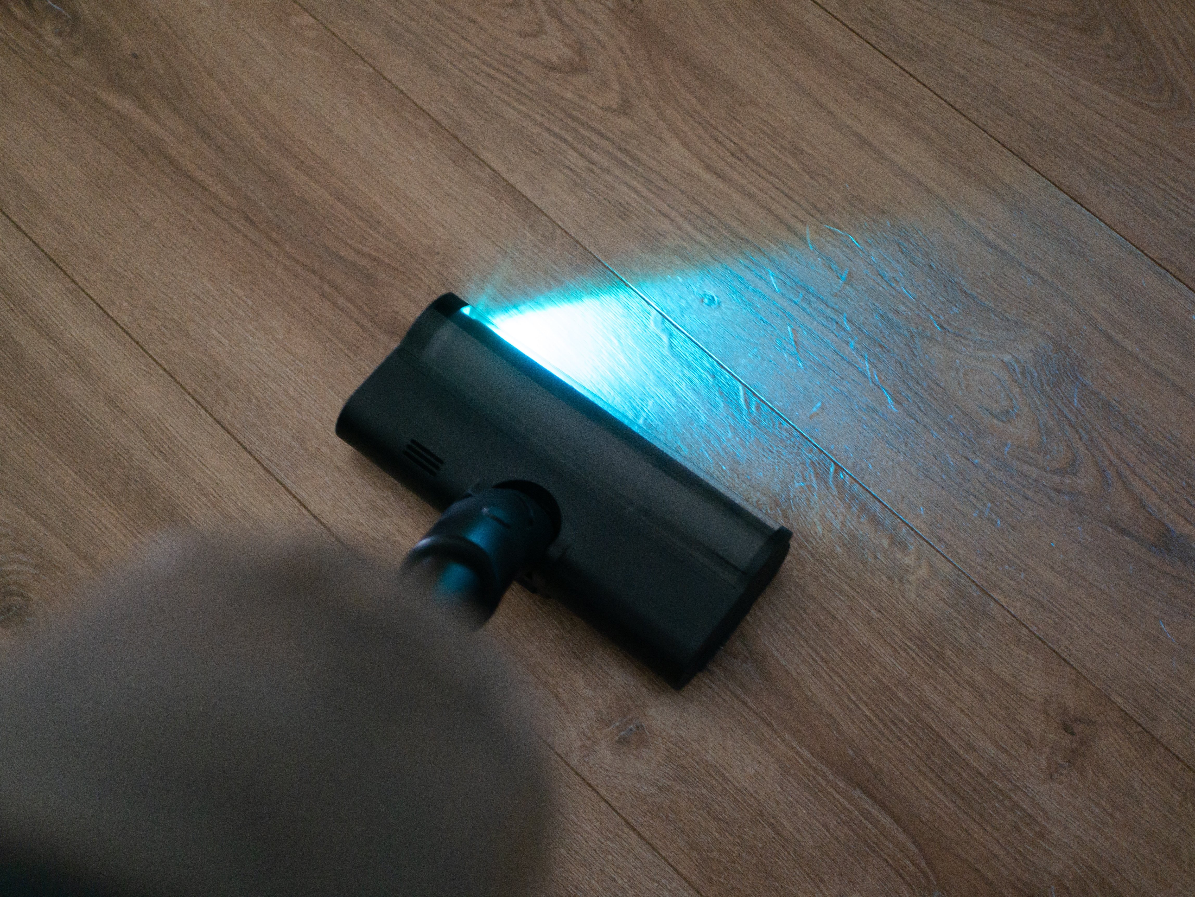 Le Dreame Z30 est l'aspirateur à main dont vous avez besoin à la maison si vous vivez avec des animaux de compagnie: nous l'avons testé 5 Éclairage du Dreame Z30