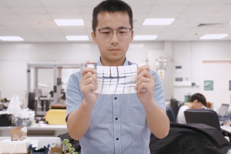 Des scientifiques conçoivent un tissu miracle qui devient rigide en appuyant sur un bouton 1 Scientists design miracle fabric that turns rigid at the push of a button
