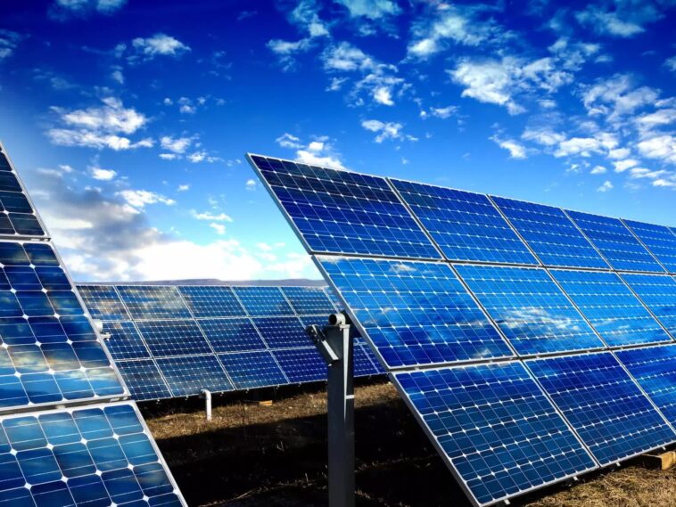 La Chine en bonne voie pour atteindre son objectif en matière d'énergies renouvelables d'ici 2030, avec six ans d'avance 1 China is on track to meet 2030 renewable energy target six years ahead of schedule