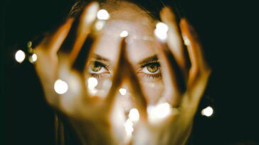 Les chercheurs utilisent des outils et des principes d'astronomie pour détecter les deepfakes 10 Researchers leverage astronomy tools and principles to detect deepfakes
