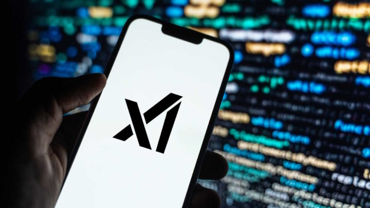 SpaceX prépare-t-elle une réponse à l'iPhone ? Voici les dernières révélations 4 1721836648 381 Elon Musk semble vouloir que Tesla investisse 5 milliards de