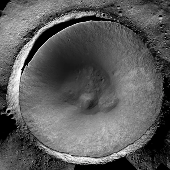 1722105428 575 La camera de la NASA revele le cote sombre de.webp