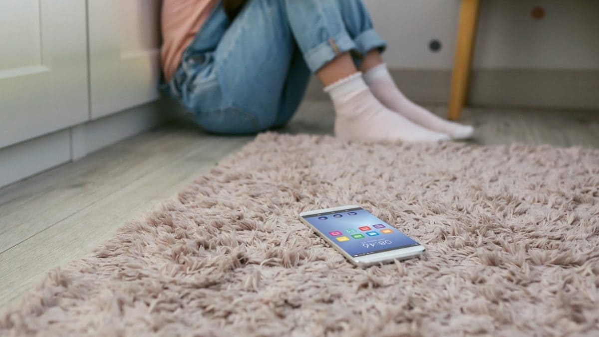 75% des filles subissent des harcèlements en ligne, plus de 10% presque tous les jours 2 Image