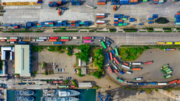 Le Japon prépare une révolution dans les transports de masse. Son convoi promet de changer le paysage pour toujours et de mettre fin à des milliers de camions