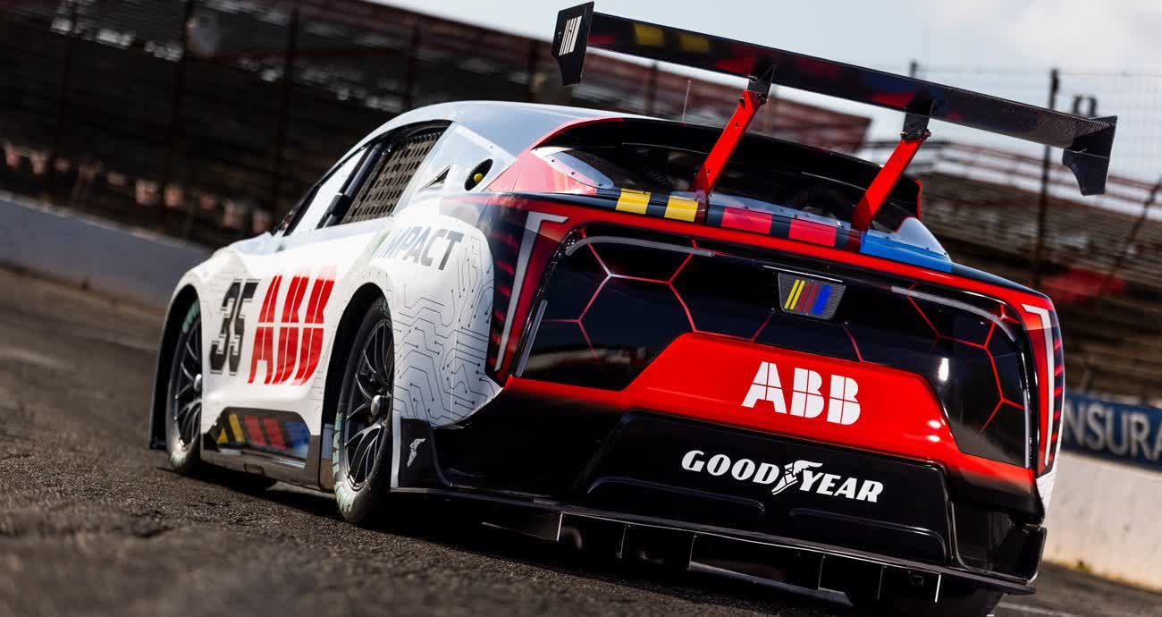 Le prototype NASCAR EV nous donne un aperçu de la course électrifiée 3 Le prototype NASCAR EV nous donne un apercu de la