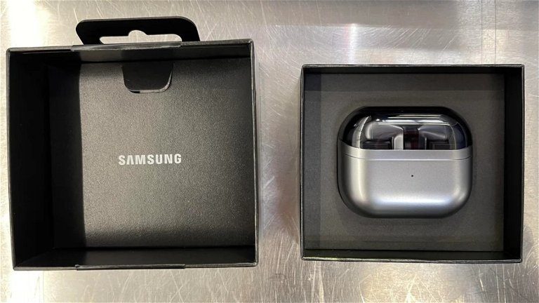 Les Galaxy Buds3 Pro n'ont plus de secrets, leur design a été divulgué en détail et ils ressemblent beaucoup aux AirPods Pro 2 Les Galaxy Buds 3 Pro n'ont plus de secrets, leur design a fuité en détail et est identique aux AirPods Pro