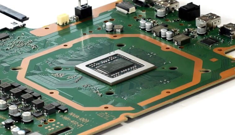 Les graphiques de la PlayStation 5 sont à quelle carte graphique PC ? 1 Les graphiques de la PlayStation 5 sont alimentés par un GPU à peu près égal à celui de quelle carte graphique PC ?