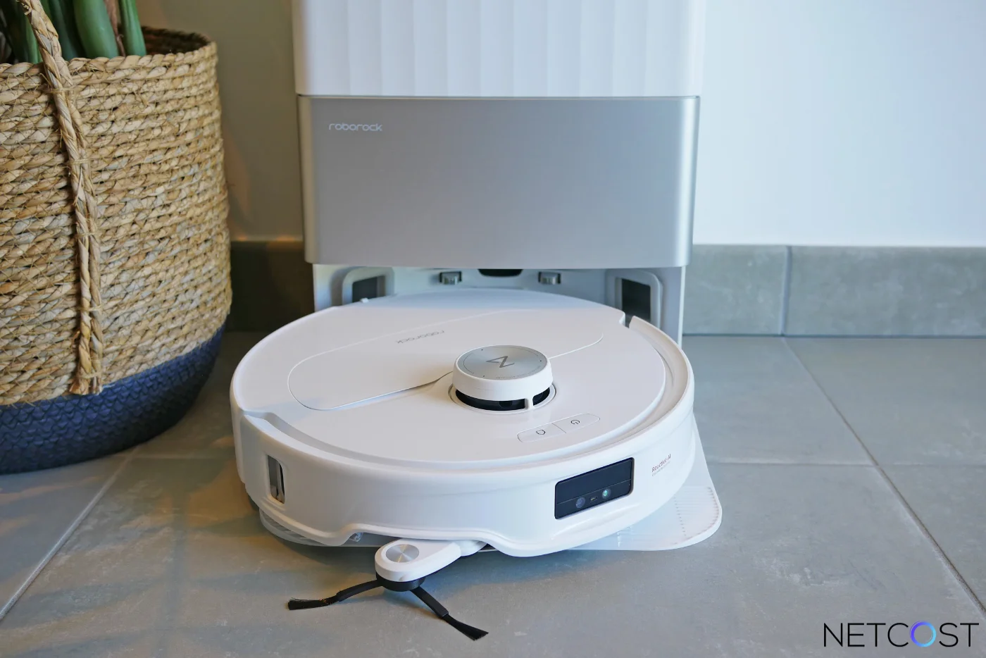 TEST Roborock Qrevo Master : L'aspirateur robot ultra puissant qui couvre les coins 45 Roborock Q Revo Pro Test Review Netcost Aspirateur Robot (40)