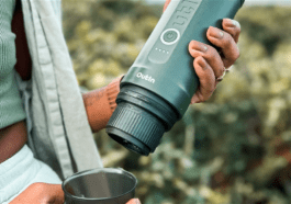 Voici Outin Nano, la cafetière portable qui prépare du café moulu ou en capsules en trois minutes