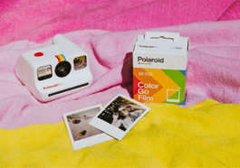 Votre meilleur allié pour cet été : Polaroid Go Gen 2, le plus petit appareil photo analogique du monde