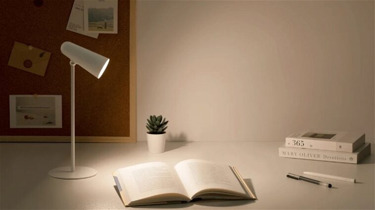 Xiaomi lance sur le marché mondial sa lampe la plus polyvalente: portable, détachable et avec une autonomie suffisante 1 Xiaomi lance sur le marché mondial sa lampe la plus polyvalente : portable, démontable et avec une autonomie plus que suffisante