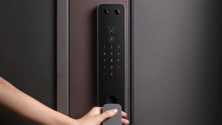 Xiaomi lance une nouvelle serrure intelligente "premium": reconnaissance faciale 3D, HyperOS et 8 mois de batterie 2 Xiaomi lance une nouvelle serrure intelligente "premium" : reconnaissance faciale 3D, HyperOS et 8 mois de batterie
