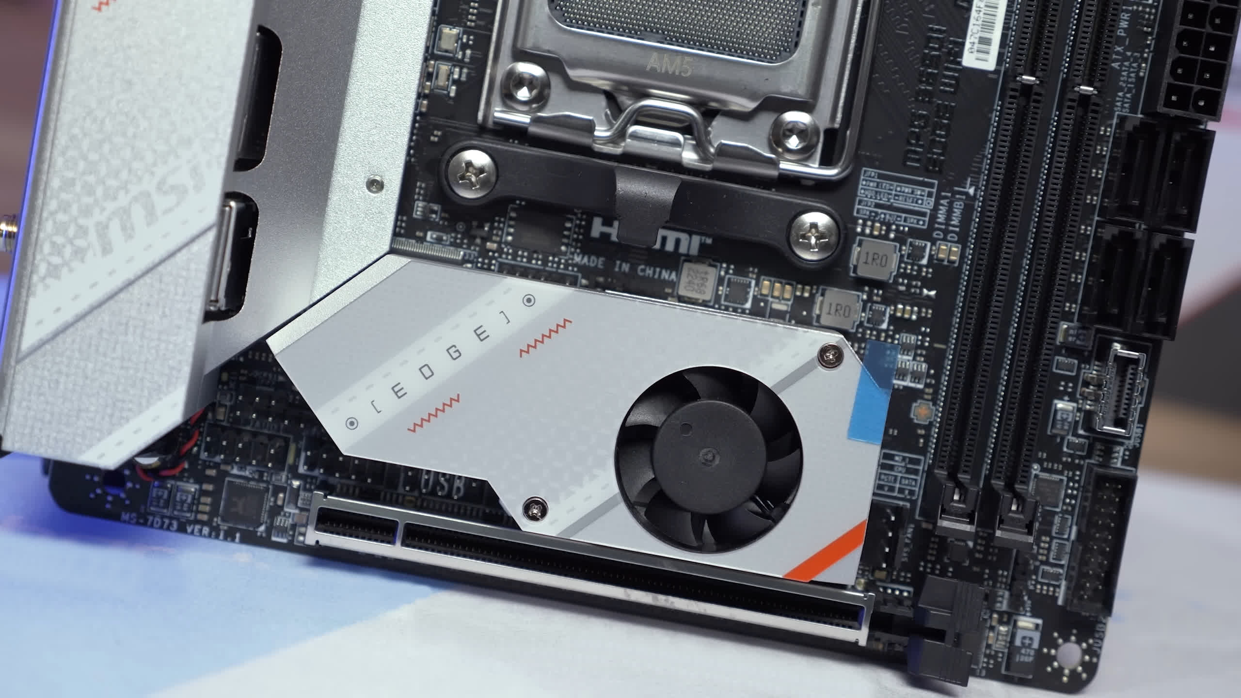Tour d'horizon des cartes mères AMD AM5 Mini-ITX pour Ryzen 7000/8000/9000 3 1722513464 126 Tour dhorizon des cartes meres AMD AM5 Mini ITX pour Ryzen