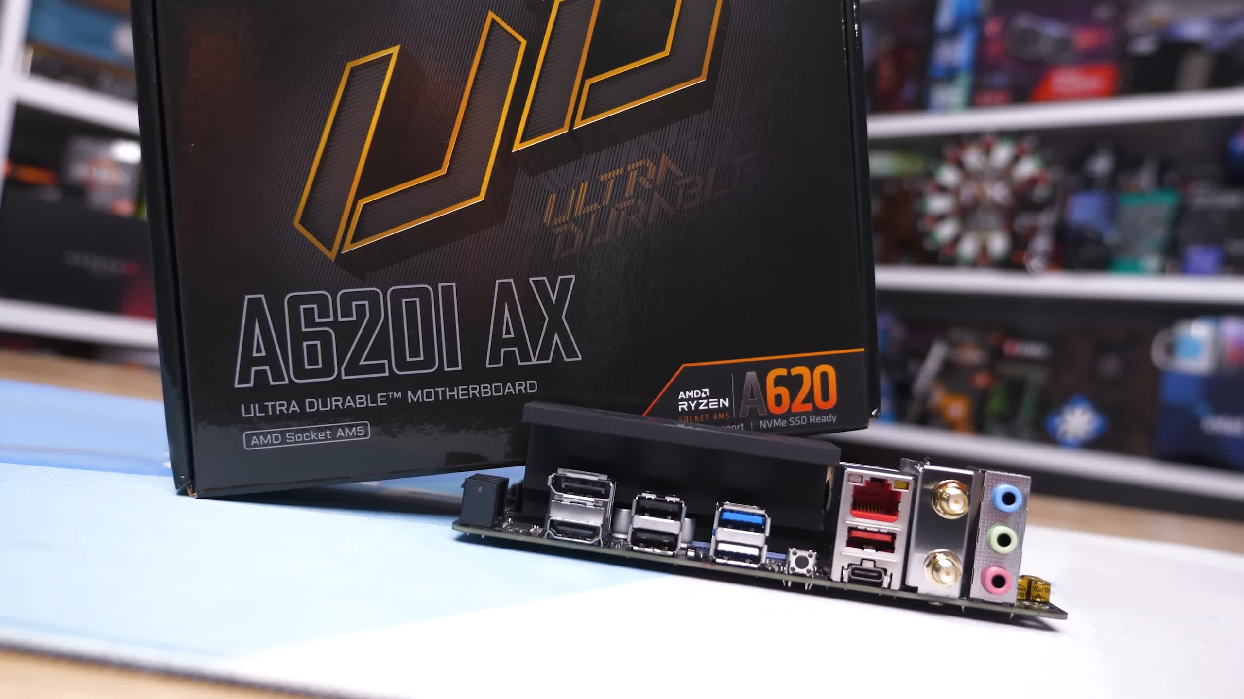Tour d'horizon des cartes mères AMD AM5 Mini-ITX pour Ryzen 7000/8000/9000 10 1722513465 951 Tour dhorizon des cartes meres AMD AM5 Mini ITX pour Ryzen