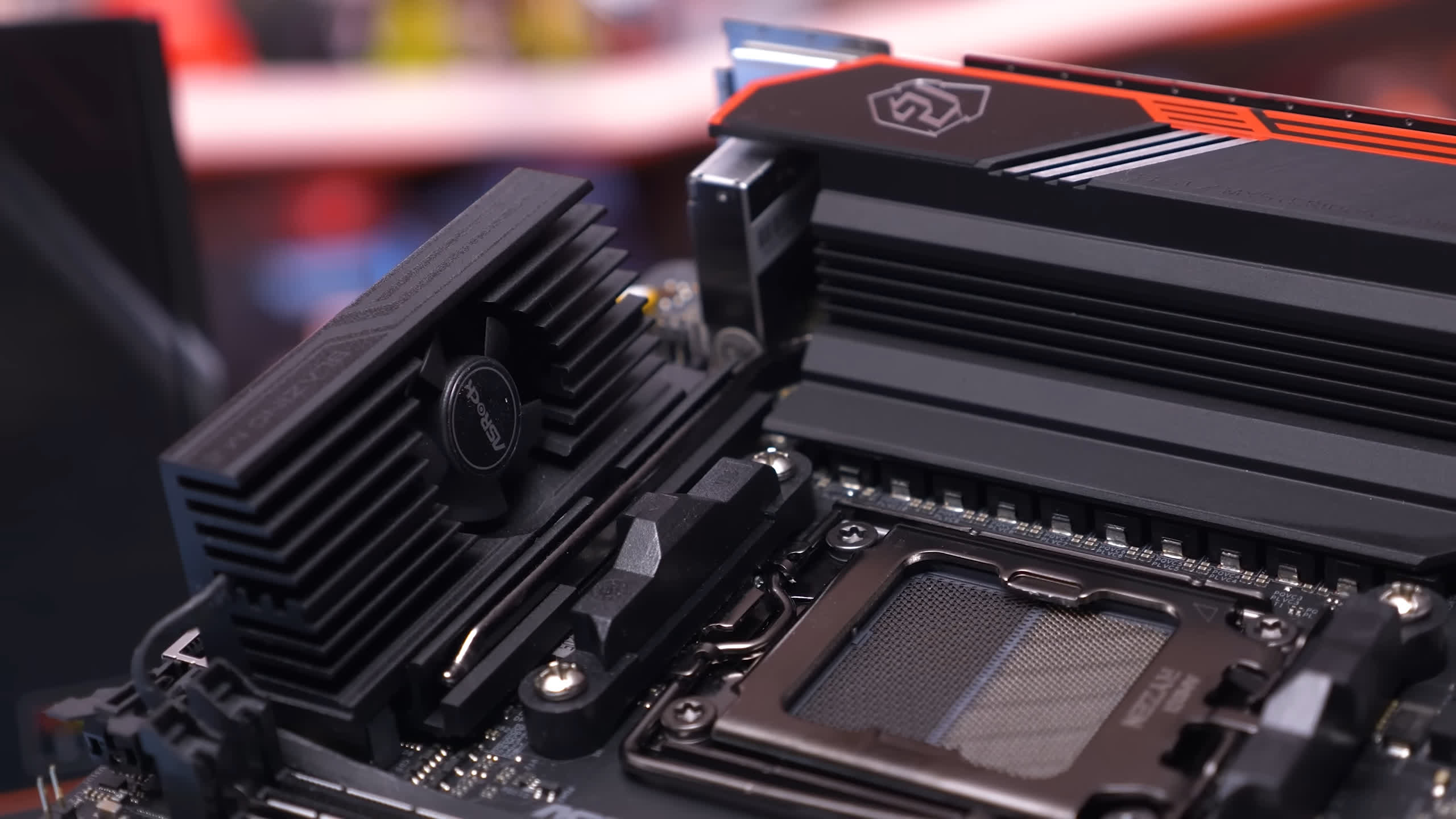 Tour d'horizon des cartes mères AMD AM5 Mini-ITX pour Ryzen 7000/8000/9000 20 1722513468 171 Tour dhorizon des cartes meres AMD AM5 Mini ITX pour Ryzen
