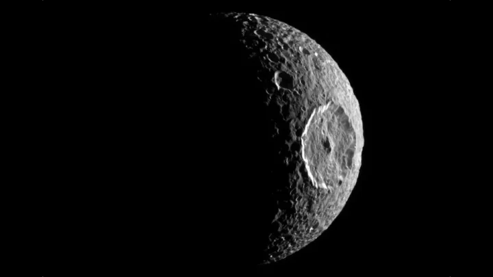 Les anneaux de Saturne sont en train de disparaître. Et il y a une explication à ce phénomène 6 1722794949 37 Les anneaux de Saturne sont en train de disparaitre Et.webp