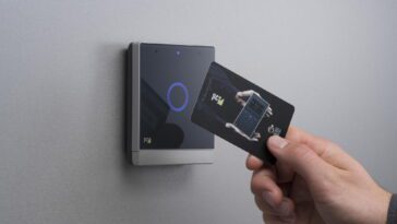 Les cartes RFID pourraient devenir un véritable désastre sécuritaire à l'échelle mondiale après cette découverte 12 RFID cards could turn into a global security mess after discovery of hardware backdoor