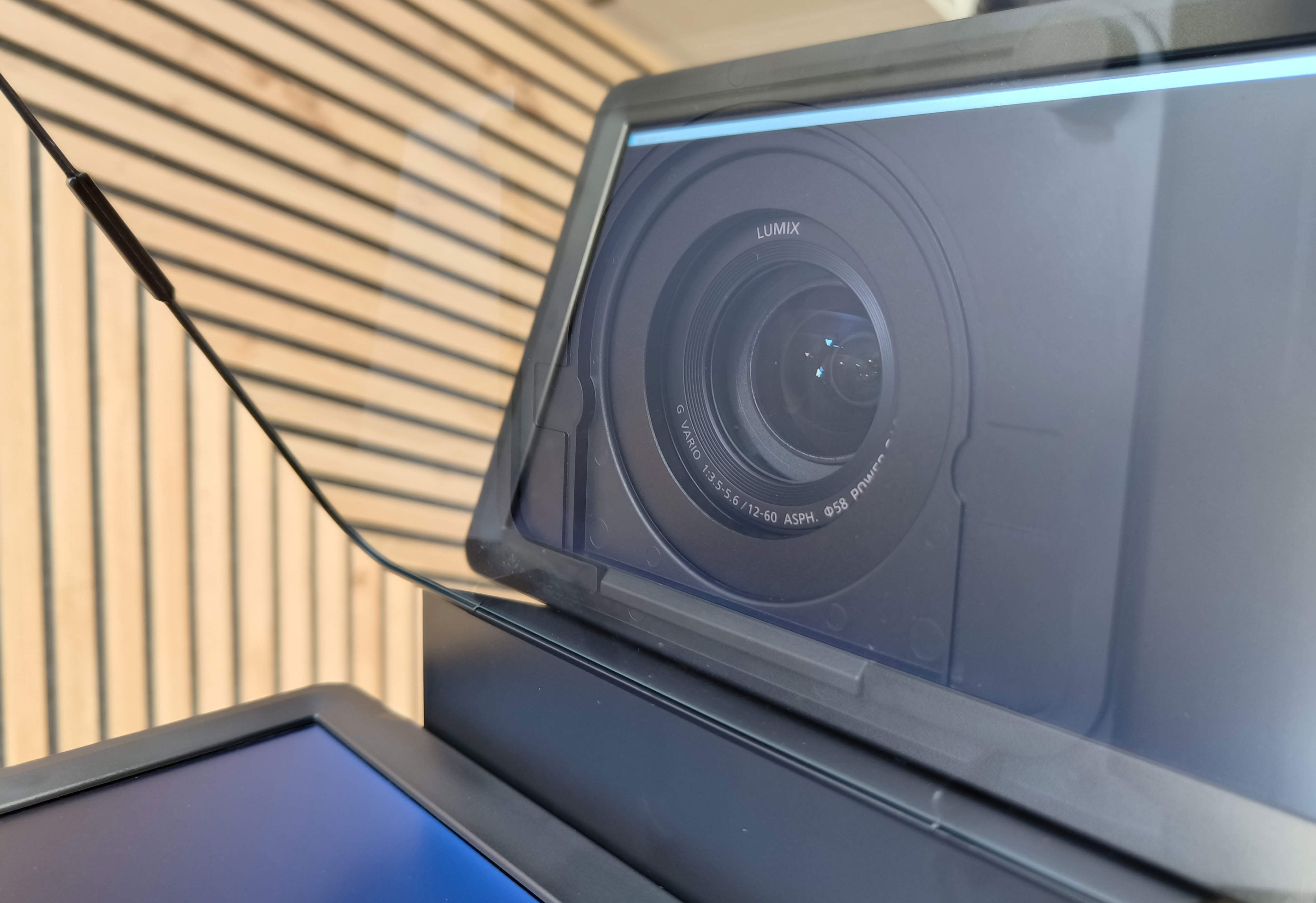 Nous avons testé le prompteur d'Elgato : le secret le mieux gardé des créateurs de contenu 3 elgato prompter 11
