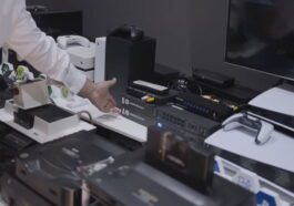 Ce collectionneur a battu le record du nombre de consoles connectées à une même télévision