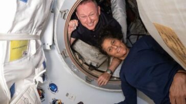 Des astronautes qui ont volé pour une mission de huit jours à l'ISS pourraient être retenus jusqu'en 2025 7 Astronautes Butch Wilmore et Suni Williams retenus à l'ISS