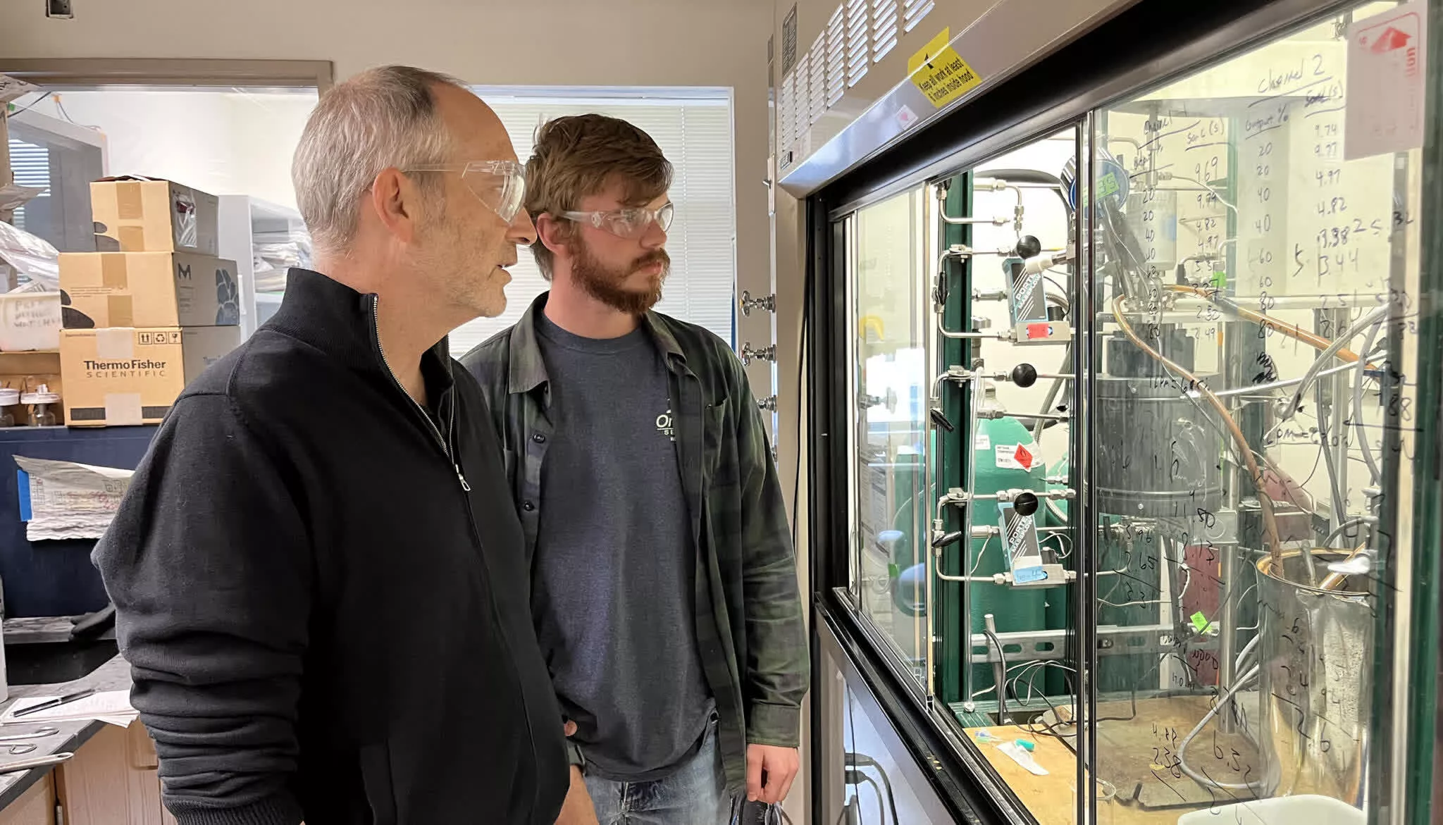 Des chercheurs découvrent un moyen peu coûteux de vaporiser le plastique et de l'utiliser pour fabriquer davantage de plastique 2 Des chercheurs decouvrent un moyen peu couteux de vaporiser le