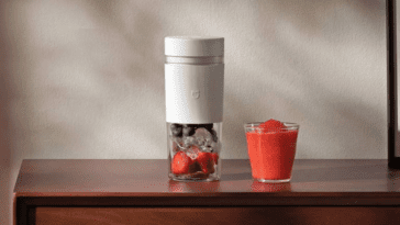 Ça coûte moins de 15€ et vous pouvez l'emporter partout : Le nouveau mixeur à jus de Xiaomi 28 Elle coûte moins de 15 euros et vous pouvez l'emporter partout : vous allez vouloir le nouveau mixeur à jus de Xiaomi