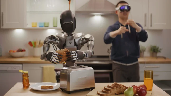 NVIDIA utilise Apple Vision Pro pour entraîner ses robots (vidéo) 2 Image des robots de Nvidia entraînés avec Apple Vision Pro