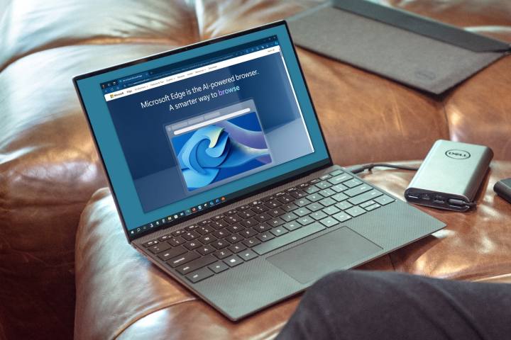 Qu'est-ce que Microsoft Edge et comment l'utiliser 2 Microsoft Edge sur un ordinateur portable sur un canapé.