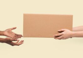 Réduire l'empreinte carbone jusqu'à 30% : le travail des entreprises qui gèrent les retours de eCommerce