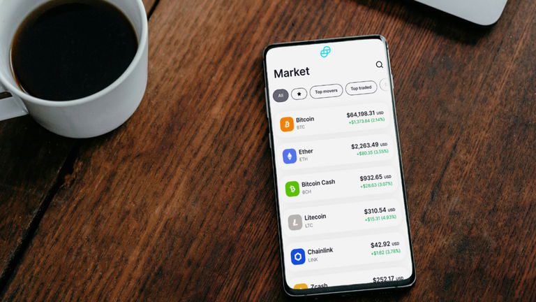 Une app de cryptomonnaies disponible sur Google Play a volé 5 millions de dollars à une même personne 2 Une app de cryptomonnaies disponible sur Google Play a volé 5 millions de dollars à une même personne