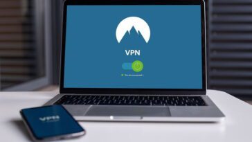Vous allez voyager cet été ? Voici les conseils des experts si vous devez utiliser des réseaux Wi-Fi publics