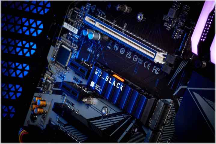 Qu'est-ce que le NVMe ? Tout ce que vous devez savoir sur le stockage haute vitesse 4 SSD WD Black installé sur la carte mère.