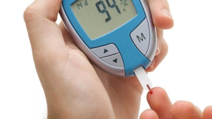 Ce protecteur de doigt surveille les niveaux de glucose, de vitamines et de médicaments dans le corps 4 Test de glucose
