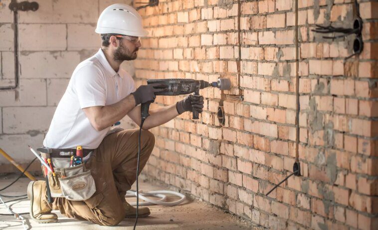 Le système sans fil WaveCore pénètre les murs en béton sans percer 1 Wireless system WaveCore penetrates concrete walls without drilling