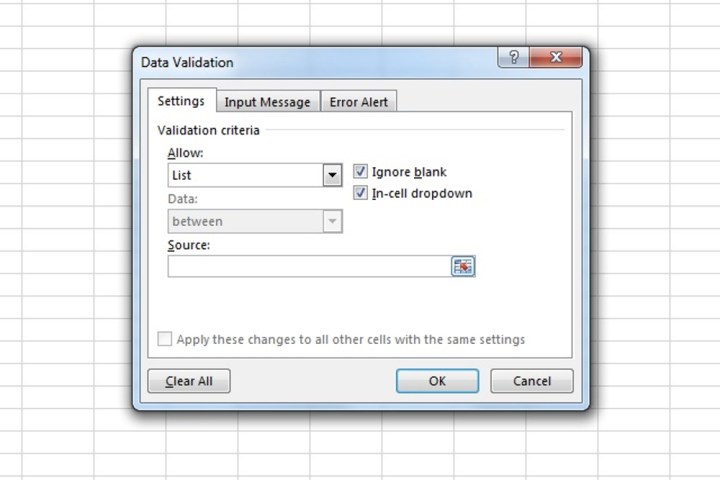 Comment créer une liste déroulante dans Excel 7 L'option Liste dans le menu Autoriser sur Microsoft Excel.