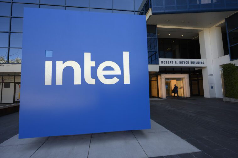 Six mois plus tard, Intel attend toujours le déblocage du Chips Act 1 Six months later, Intel is still waiting for Chips Act disbursement
