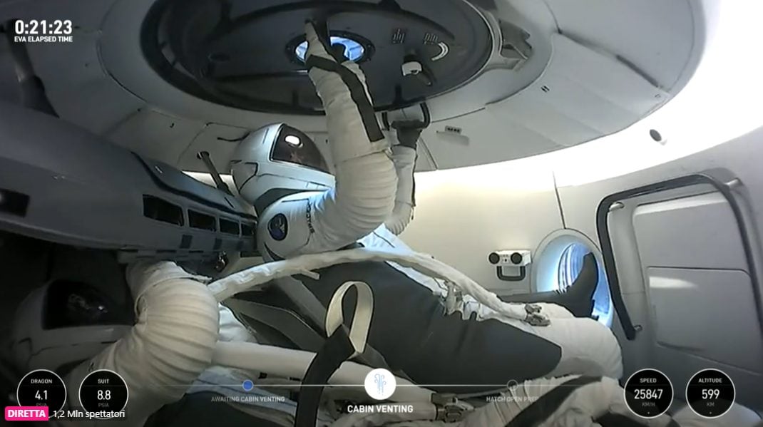 Qui est Jared Isaacman, le milliardaire qui a réalisé la première promenade spatiale sans être un astronaute 4 Image