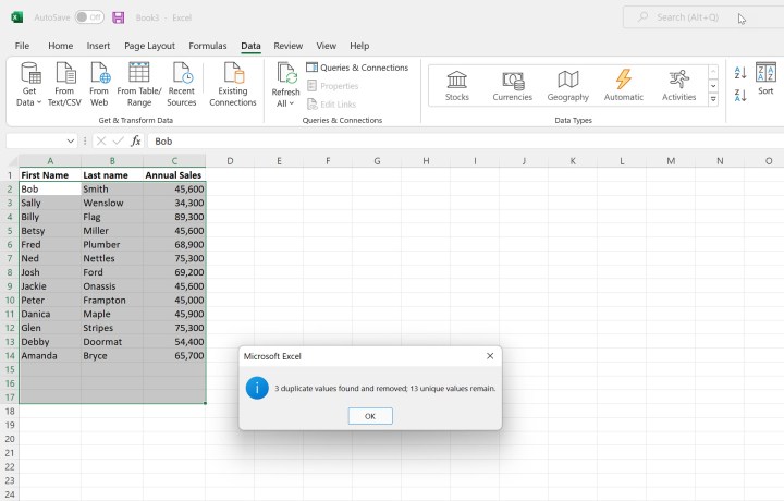 Données dupliquées supprimées dans Microsoft Excel.