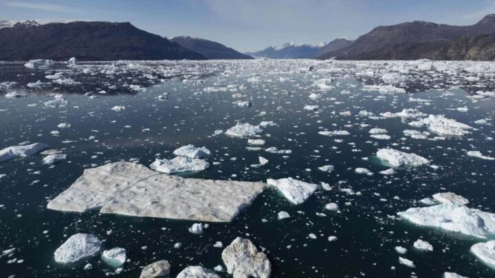 L'un des plus grands tsunamis enregistrés dans l'histoire récente a fait trembler la Terre pendant 9 jours 5 Gronelândia