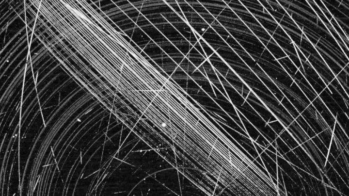 Les satellites Starlink de SpaceX émettent plus d'ondes radio que jamais. Oui c'est sérieux 3 1726936615 688 Satellites Starlink de SpaceX liberte mais ondes radio que jamais.webp