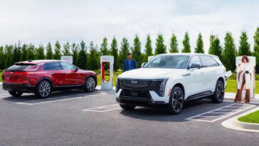 Les voitures électriques GM peuvent maintenant utiliser le réseau de Superchargeurs de Tesla 3 GM electric cars can now use Tesla