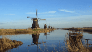 Ce pays a volé du terrain à la mer au Moyen Âge, et maintenant la nature semble vouloir le récupérer 7 Ce pays a volé des terres à la mer au Moyen Âge, et maintenant la nature semble vouloir les récupérer