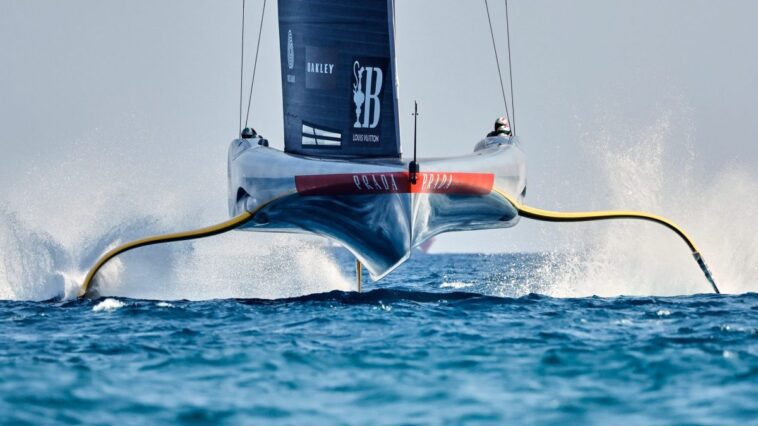 Comment fonctionnent les foils dans la voile et comment font-ils pour faire voler les bateaux de la Coupe de l'America 1 Comment Fonctionnent Les Foils Dans La Voile Et Comment Font Ils