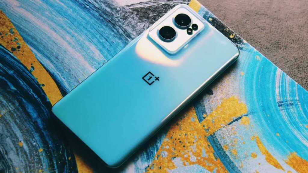 Est-ce logique ? OnePlus fera en sorte que l'Android 15 ressemble davantage à iOS 2 OnePlus Android 15 iOS OxygenOS 15